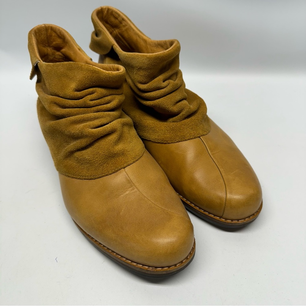 PATAGONIA "Addie Ruffle" Booties Artisan Gold (camel) Size 8 GUC Slouch Boots